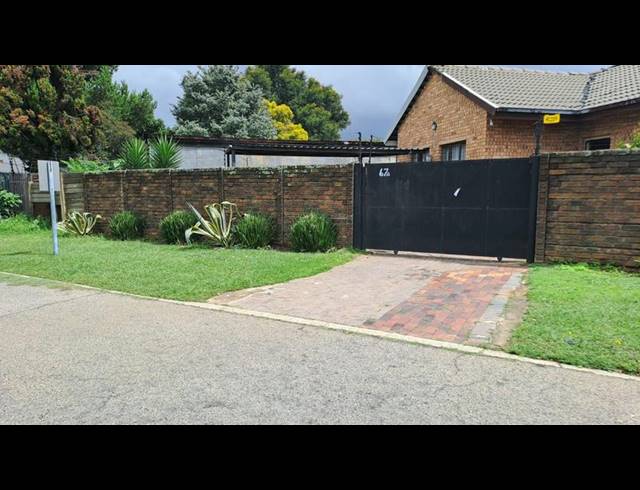 3 BEDROOM PROPERTY TO RENT IN MARLANDS